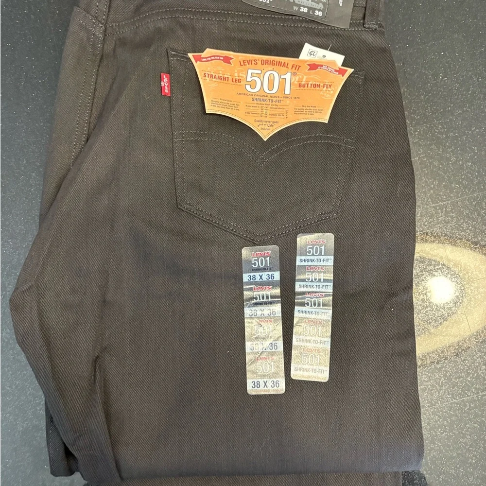 Levi's Men's Black 501 Shrink to Fit Straight Jeans - Picture 3 of 6